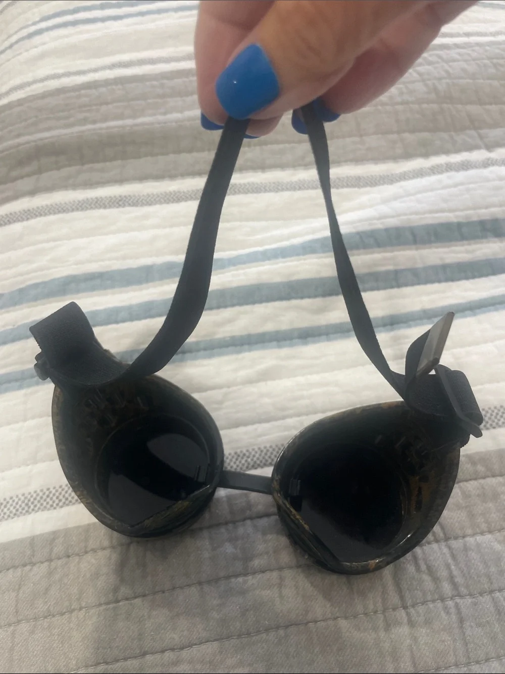Steampunk Round Goggles in Brown with Black Lenses